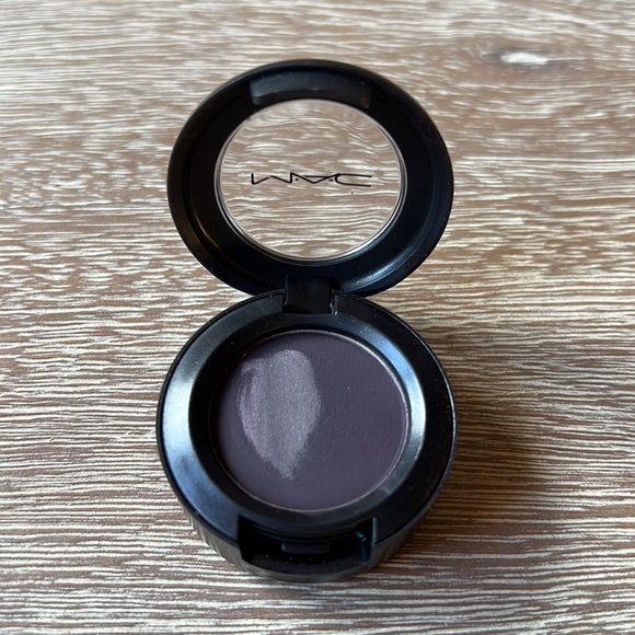 MAC Cosmetics Lot of 2 Eyeshadow - Picture 3 of 5